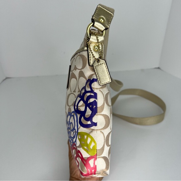 Coach Poppy Graffiti Signature Logo Textile Tan/Gold Crossbody Small Bag - Picture 7 of 10